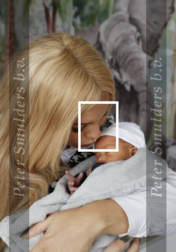 Scheveningen 20 november 2020
Samantha de Jong met haar vriend Gerrit en hun baby Djamino in hun huis .  dochter Gerrit