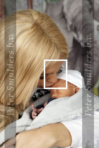Scheveningen 20 november 2020
Samantha de Jong met haar vriend Gerrit en hun baby Djamino in hun huis .  dochter Gerrit