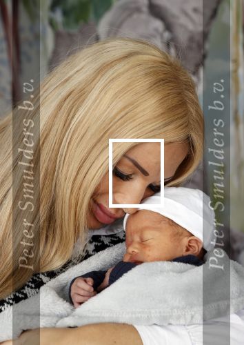 Scheveningen 20 november 2020
Samantha de Jong met haar vriend Gerrit en hun baby Djamino in hun huis .  dochter Gerrit
