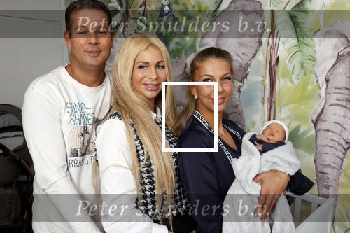 Scheveningen 20 november 2020
Samantha de Jong met haar vriend Gerrit en hun baby Djamino in hun huis .  dochter Gerrit