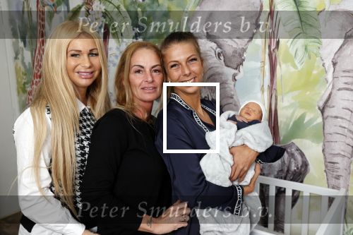 Scheveningen 20 november 2020
Samantha de Jong met haar vriend Gerrit en hun baby Djamino in hun huis .  dochter Gerrit