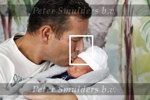 Schevebingen 20 november 2020
Samantha de Jong met haar vriend Gerrit en hun baby Djamino in hun huis .