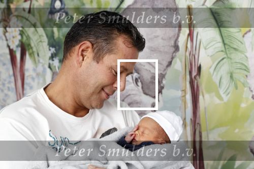 Scheveningen 20 november 2020
Samantha de Jong met haar vriend Gerrit en hun baby Djamino in hun huis .  dochter Gerrit