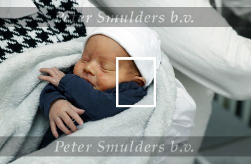Scheveningen 20 november 2020
Samantha de Jong met haar vriend Gerrit en hun baby Djamino in hun huis .  dochter Gerrit