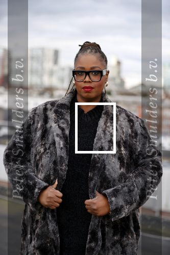 Rotterdam 4 december 2020
Interview Cahtherine Keyl met Shirma Rouse . Shirma is ruim 60 kg afgevallen.