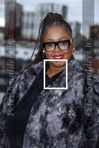 Rotterdam 4 december 2020
Interview Cahtherine Keyl met Shirma Rouse . Shirma is ruim 60 kg afgevallen.