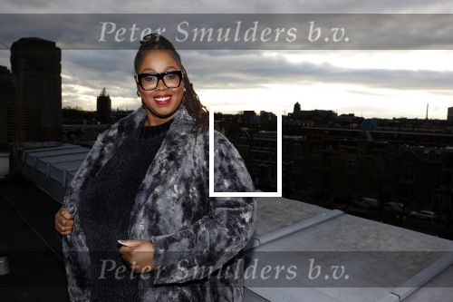 Rotterdam 4 december 2020
Interview Cahtherine Keyl met Shirma Rouse . Shirma is ruim 60 kg afgevallen.