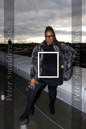 Rotterdam 4 december 2020
Interview Cahtherine Keyl met Shirma Rouse . Shirma is ruim 60 kg afgevallen.