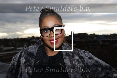 Rotterdam 4 december 2020
Interview Cahtherine Keyl met Shirma Rouse . Shirma is ruim 60 kg afgevallen.