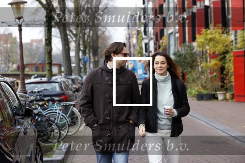 Amsterdam 29 november 2020
Thiery Baudert en zijn vriendin Davide op straat in Amsterdam.
