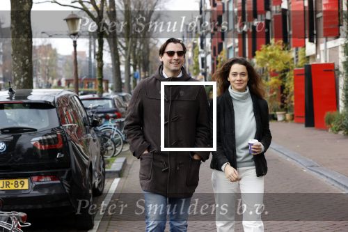 Amsterdam 29 november 2020
Thiery Baudert en zijn vriendin Davide op straat in Amsterdam.