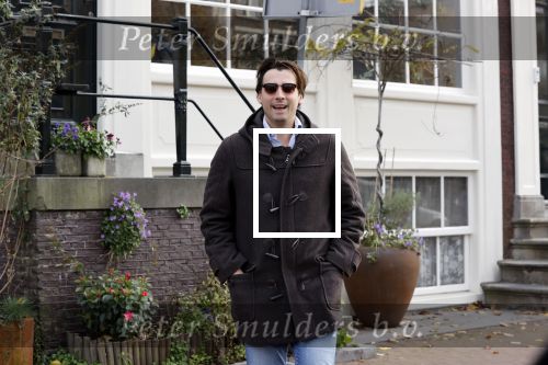 Amsterdam 29 november 2020
Thiery Baudert en zijn vriendin Davide op straat in Amsterdam.