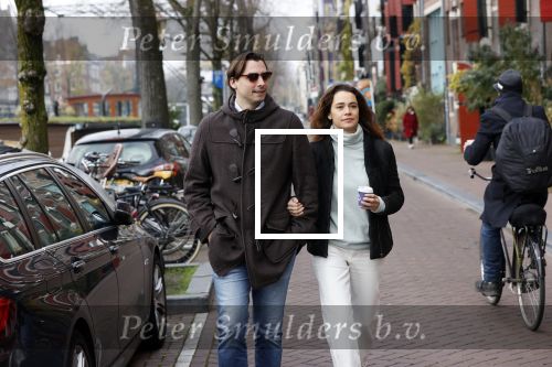 Amsterdam 29 november 2020
Thiery Baudert en zijn vriendin Davide op straat in Amsterdam.