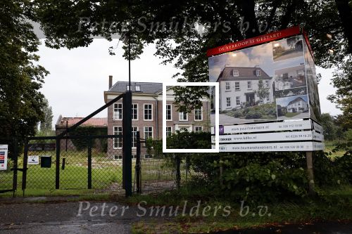 Weesp 3 september 2020
Veldzicht aan de Vecht in de verkoop