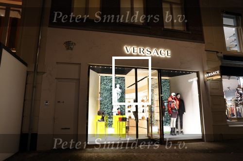 Amsterdam 10 november 2020
Versace winkel op de pc hooftstraat