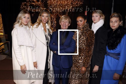 Amstrerdam 20 november 2021
VIP opening Masters Expo in de Rai . De fair heette voorheen Luxury fair. Addy v d Krommenacker met modellen