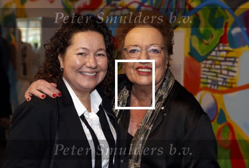 Almere 21 november 2021
Premiere van musical the Titanic in schouwburg Almere. Astrid Nijgh met partner