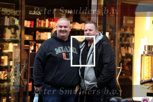 Amsterdam 4 december 2021
Bert v Dun met een kennis op de pc hooftstraat