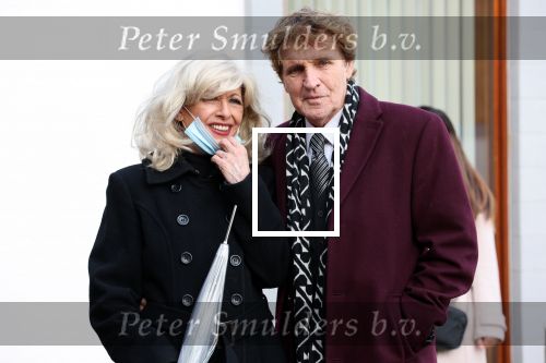 Emmeloord 10 december 2021
Begrafenis Arie Ribbens .Aanwezig zijn vrouw Cea Ribbens zijn dochter met gezin en oa Bonnie St Claire en Jacques Herb met zijn vrouw . De man van Bonnie Anne Jan Jongbloed verzorgt de uitvaart.