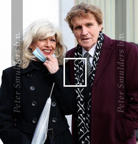 Emmeloord 10 december 2021
Begrafenis Arie Ribbens .Aanwezig zijn vrouw Cea Ribbens zijn dochter met gezin en oa Bonnie St Claire en Jacques Herb met zijn vrouw . De man van Bonnie Anne Jan Jongbloed verzorgt de uitvaart.