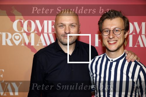 Rotterdam 18 november 2021
Premiere Come from away in het nieuwe Luxor theater.
Boris v d Ham met partner
