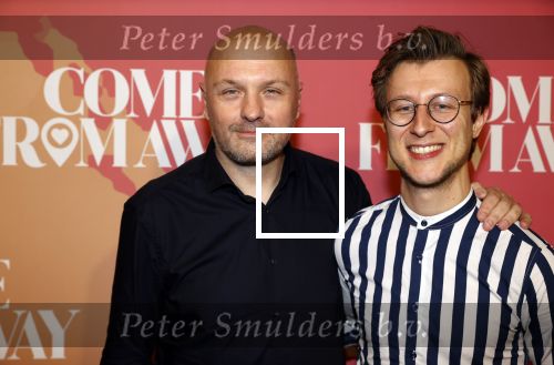 Rotterdam 18 november 2021
Premiere Come from away in het nieuwe Luxor theater.
Boris v d Ham met partner
