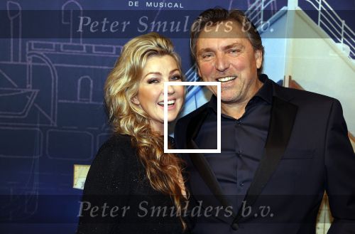 Almere 21 november 2021
Premiere van musical the Titanic in schouwburg Almere. Brigitte Nijman met vriend