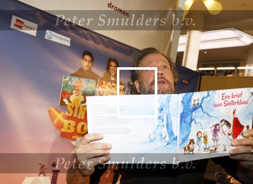 Amsterdam 17 november 2021
Presentatie sinterklaasboeken in de bibliotheek van Amsterdam . Airen Mylene presenteert het en de boeken zijn dit jaar geschreven door Waylon Carlo Boszhard en Marieke Elsinga