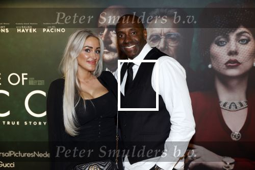 Amsterdam 23 november 2021
Premiere House of Gucci in pathe arena. Carlos Lens met partner