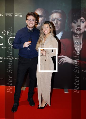 Amsterdam 23 november 2021
Premiere House of Gucci in pathe arena.
Carre Albers en Eric v Tok