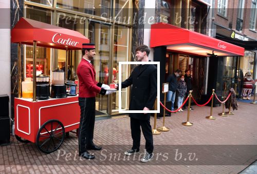 Amsterdam 4 december 2021
Cartier winkel in kerststijl op de PC Hooftstraat