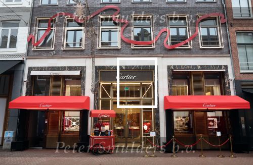 Amsterdam 4 december 2021
Cartier winkel in kerststijl op de PC Hooftstraat
