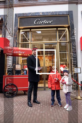 Amsterdam 4 december 2021
Cartier winkel in kerststijl op de PC Hooftstraat