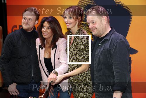 Amsterdam 30 november 2021
Presentatie cast Hij gelooft in mij met oa Martijn Fischer Roosmarijn Luyten Fabian Jansen Annick Boer en rachel Hazes .