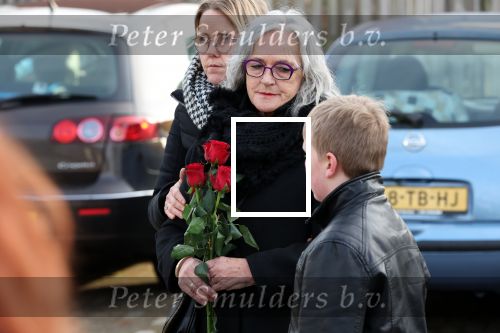 Emmeloord 10 december 2021
Begrafenis Arie Ribbens .Aanwezig zijn vrouw Cea Ribbens zijn dochter met gezin en oa Bonnie St Claire en Jacques Herb met zijn vrouw . De man van Bonnie Anne Jan Jongbloed verzorgt de uitvaart.