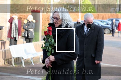 Emmeloord 10 december 2021
Begrafenis Arie Ribbens .Aanwezig zijn vrouw Cea Ribbens zijn dochter met gezin en oa Bonnie St Claire en Jacques Herb met zijn vrouw . De man van Bonnie Anne Jan Jongbloed verzorgt de uitvaart.