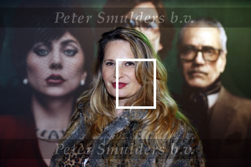 Amsterdam 23 november 2021
Premiere House of Gucci in pathe arena.
Claudia Schoemacher met een kennis