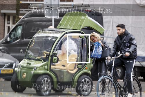 Amsterdam 24 november 2021
Connie Witteman doet boodschappen in haar Biro