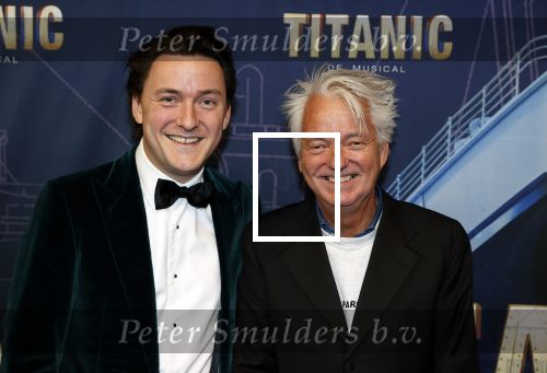 Almere 21 november 2021
Premiere van musical the Titanic in schouwburg Almere. Dick Beijer met zoon
