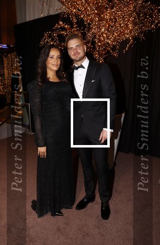Amstrerdam 20 november 2021
VIP opening Masters Expo in de Rai . De fair heette voorheen Luxury fair. Erik de Vlieger met zijn vrouw en zoon Mick met zijn zwangere vrouw Dyantha Brooks