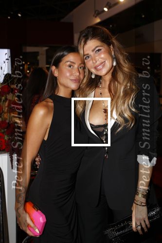Amstrerdam 20 november 2021
VIP opening Masters Expo in de Rai . De fair heette voorheen Luxury fair. Estelle Cruijff met jaimie Vaes en Koen Kardashian