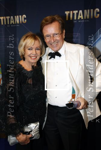 Almere 21 november 2021
Premiere van musical the Titanic in schouwburg Almere. Frank Jansen en Ria Valk