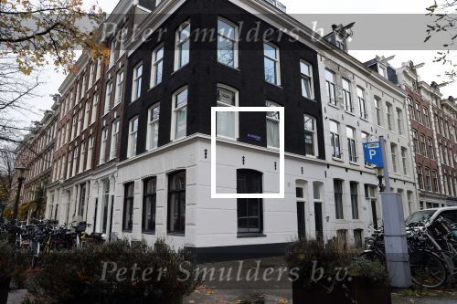 Amsterdam 27 november 2021
Freek v Noortwijk woont na de scheiding van Katja Schuurman weer in zijn oude appartement