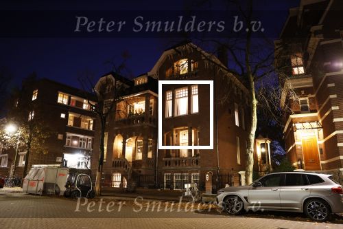 Amsterdam 23 november 2021
De verbouwing van het huis van Gigi ravelli en haar man Roger Hodenius is eibdelijk klaar . De verbouwing heeft bijna 4 jaar geduurd.