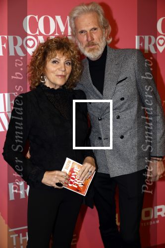 Rotterdam 18 november 2021
Premiere Come from away in het nieuwe Luxor theater.
henriette Tol met haar man