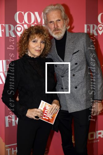 Rotterdam 18 november 2021
Premiere Come from away in het nieuwe Luxor theater.
henriette Tol met haar man