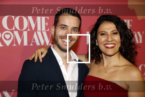 Rotterdam 18 november 2021
Premiere Come from away in het nieuwe Luxor theater.
