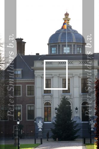Den Haag 7 december 2021
Prinses Amalia is vandaag 18 jaar oud geworden . Prinses Amalia is met haar moeder Koningin Maxima wezen winkelen . Kerstboom en kerstversiering bij Huis ten Bosch