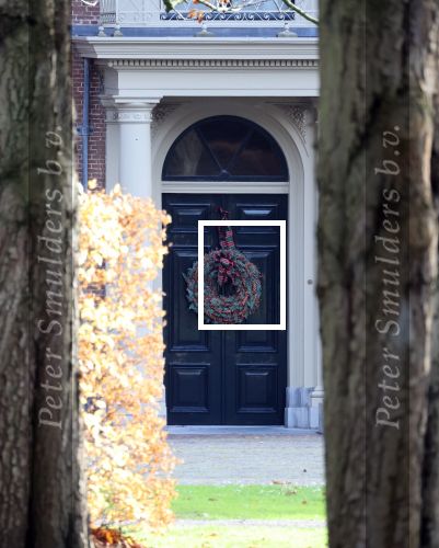 Den Haag 7 december 2021
Prinses Amalia is vandaag 18 jaar oud geworden . Prinses Amalia is met haar moeder Koningin Maxima wezen winkelen . Kerstboom en kerstversiering bij Huis ten Bosch