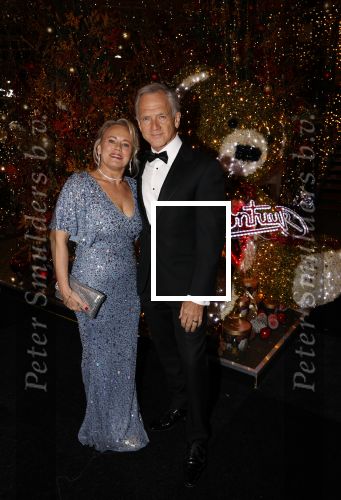 Amstrerdam 20 november 2021
VIP opening Masters Expo in de Rai . De fair heette voorheen Luxury fair. jaap jongbloed met zijn vrouw